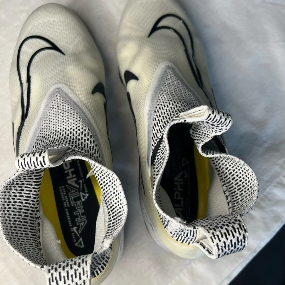 Nike Alpha Menace Elite 3 Football Cleats 13.5 - Picture 9 of 9